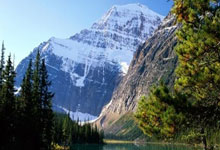 “普通男孩也能成为世界最佳”！罗德里荣膺金球奖中新体坛.